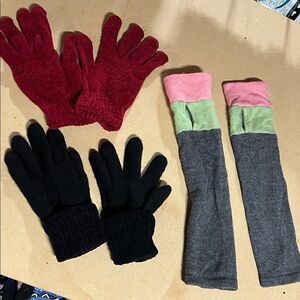 Bundle of 2 pairs knit gloves and artisan made cashmere wrist warmers